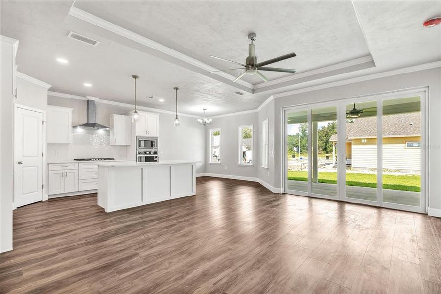 Spacious, unfurnished interior of a new home in Grand Oaks, Gainesville (Image 49).