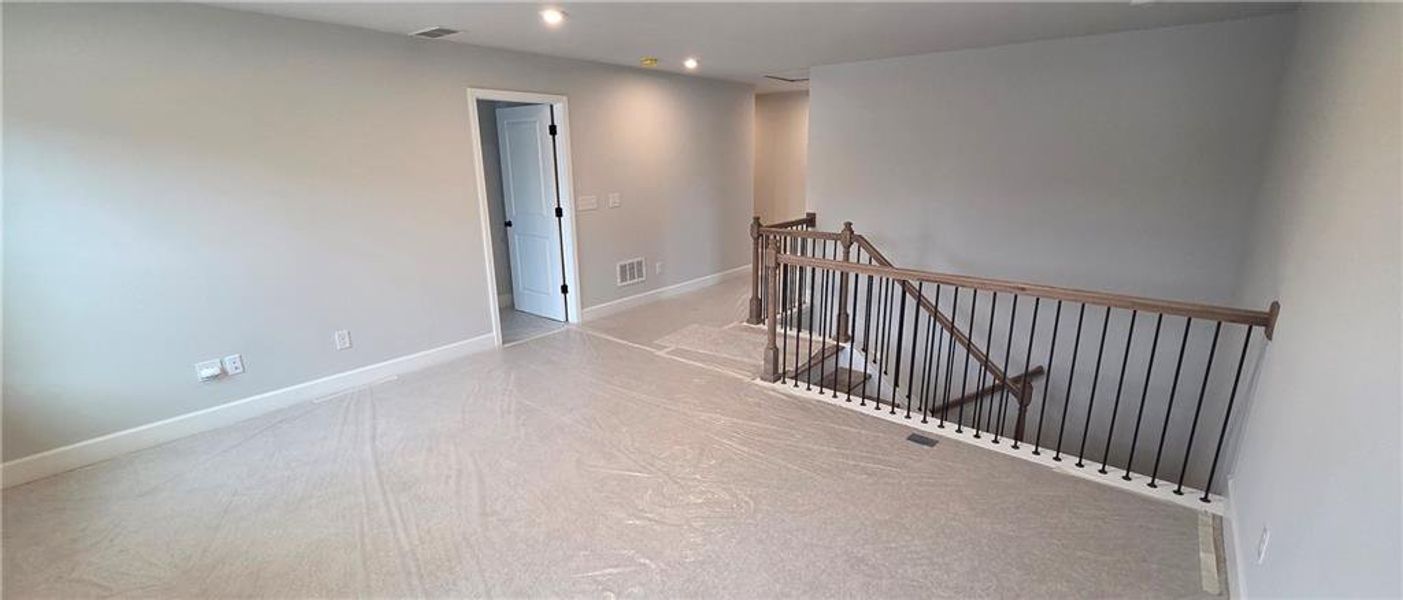 Spacious, unfurnished interior of a new home in Oakwood, Cumming (Image 10).