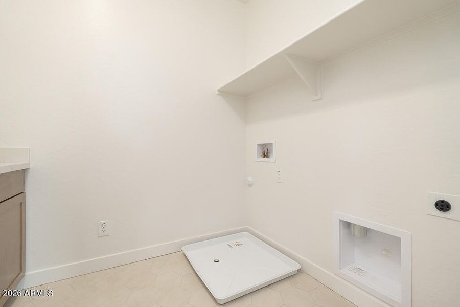 Tri Pointe Waterston Central 274 - Laund