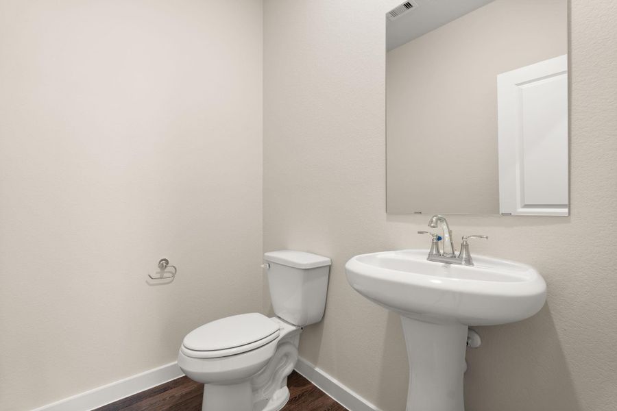 Furnished interior view inside a new home in Santa Fe, Cleveland (Image 7). Furnished interior view inside a new home in Santa Fe, Cleveland (Image 7).