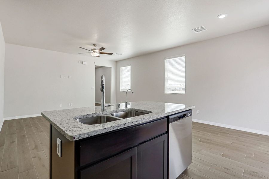Representative furnished interior of a home built from the Desert Willow by View Homes in Paseos Del Este, Horizon City (Image 18). Representative furnished interior of a home built from the Desert Willow by View Homes in Paseos Del Este, Horizon City (Image 18).