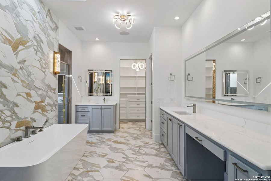 Furnished interior view inside a new home in , San Antonio (Image 56). Furnished interior view inside a new home in , San Antonio (Image 56).