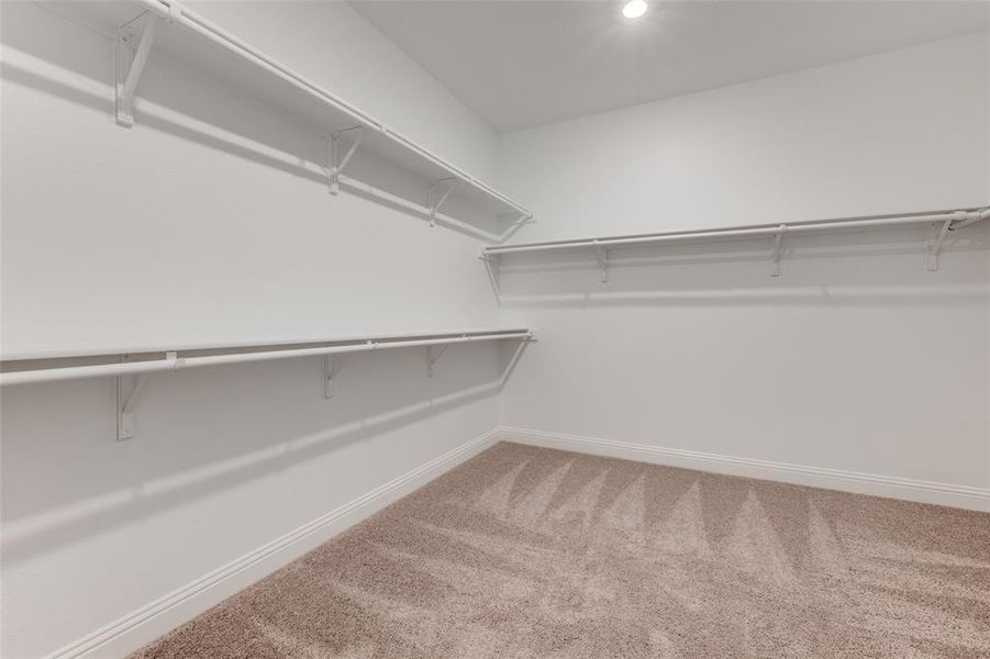 Spacious, unfurnished interior of a new home in The Preserve Estates, Justin (Image 23).