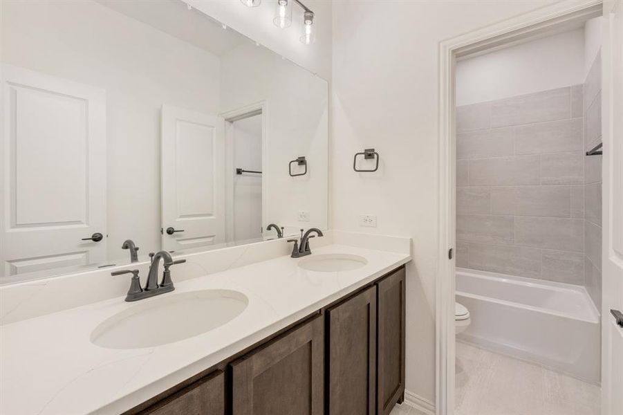 Furnished interior view inside a new home in West Crossing, Anna (Image 10).