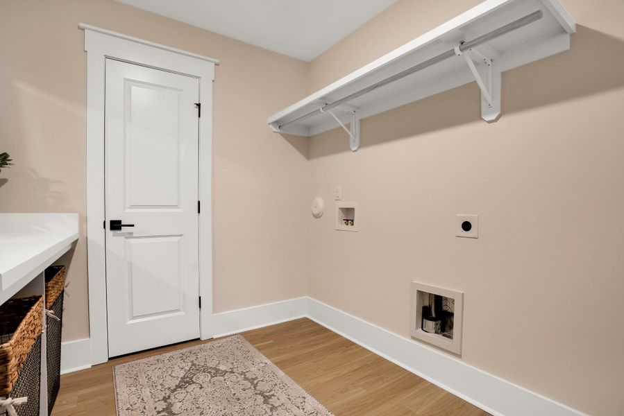 Representative unfurnished interior of a home built from the Harrison by Bill Clark Homes in Sidbury Landing, Wilmington (Image 26).