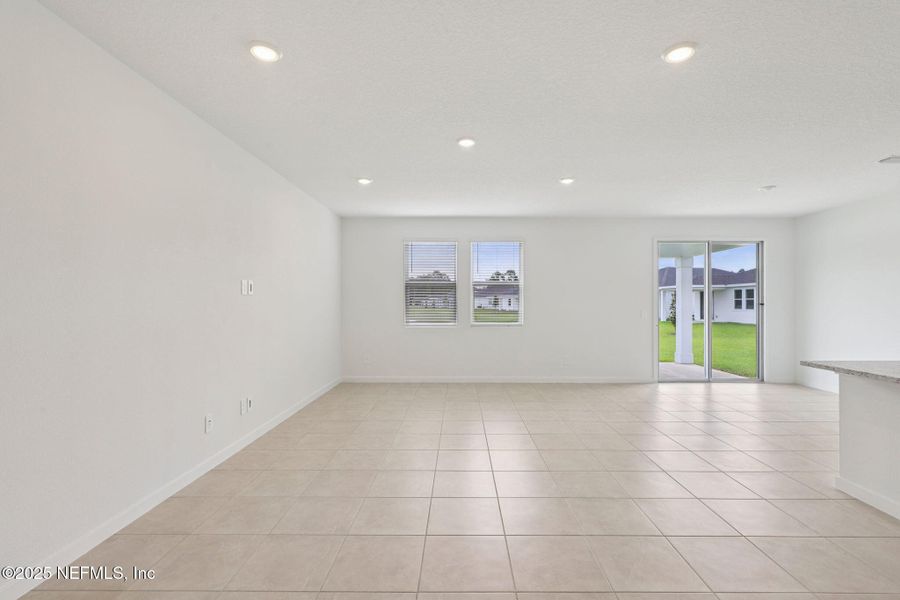 Spacious, unfurnished interior of a new home in Flagler Village - Signature Series, Palm Coast (Image 22).