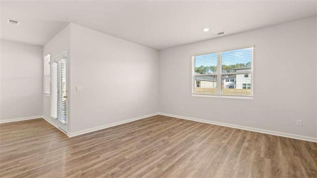 Spacious, unfurnished interior of a new home in Oakchase at Hampton, Hampton (Image 15). Spacious, unfurnished interior of a new home in Oakchase at Hampton, Hampton (Image 15).
