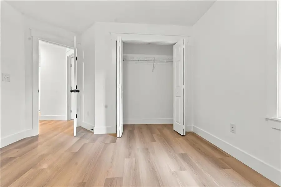 Spacious, unfurnished interior of a new home in , Marietta (Image 15).