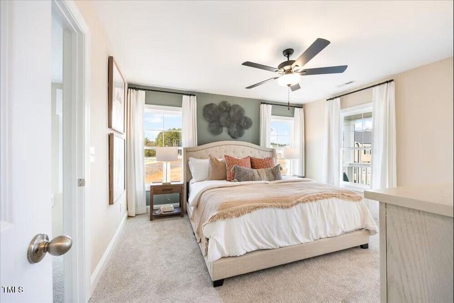 35-35-2A1A0578 35-35-2A1A0578