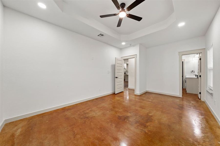 Spacious, unfurnished interior of a new home in , Waco (Image 17).