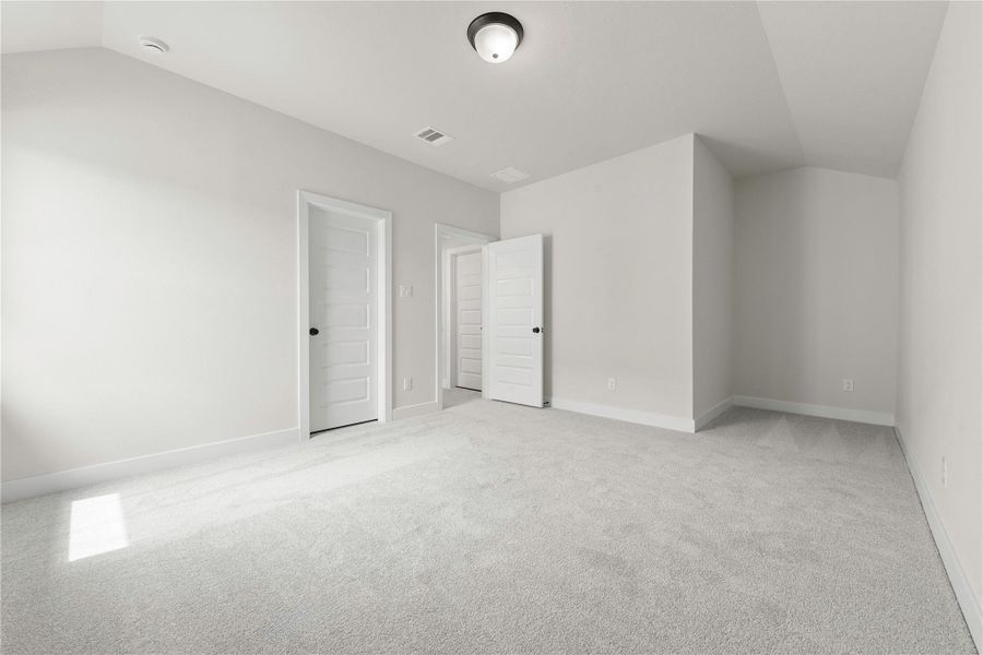 Spacious, unfurnished interior of a new home in ARTAVIA®, Conroe (Image 12). Spacious, unfurnished interior of a new home in ARTAVIA®, Conroe (Image 12).