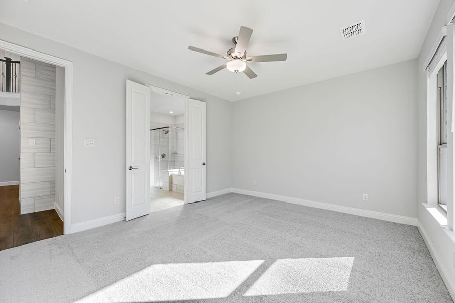 Spacious, unfurnished interior of a new home in South Oak 50s, Oak Point (Image 48). Spacious, unfurnished interior of a new home in South Oak 50s, Oak Point (Image 48).