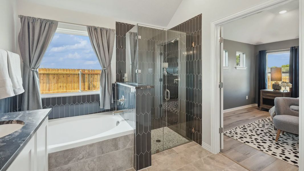 Furnished interior view inside a new home in Hulen Trails, Fort Worth (Image 13).