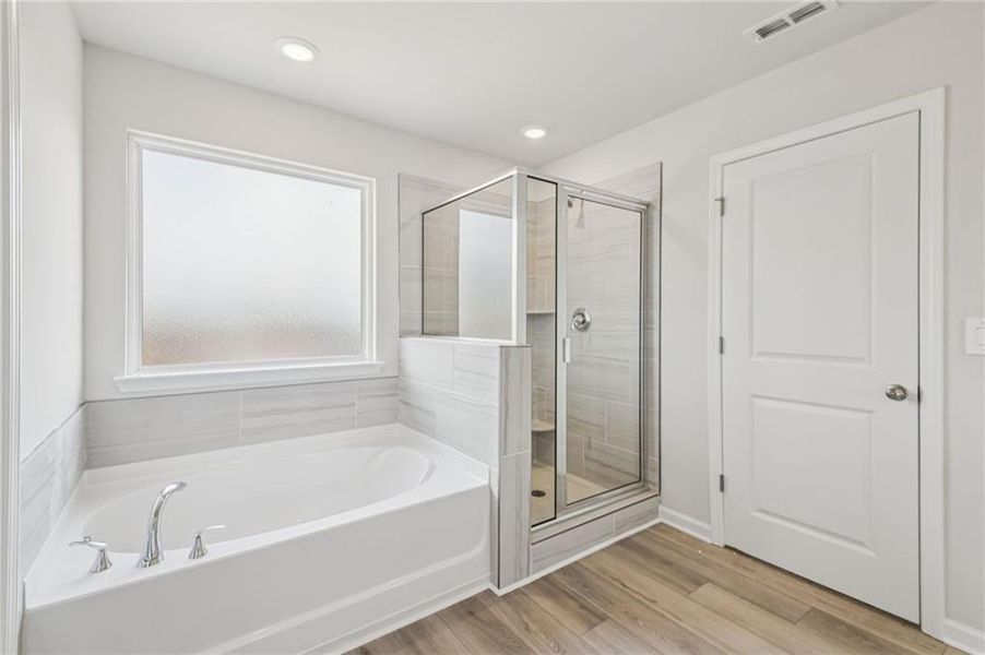 Furnished interior view inside a new home in Creekside at Oxford Park, Fairburn (Image 36).