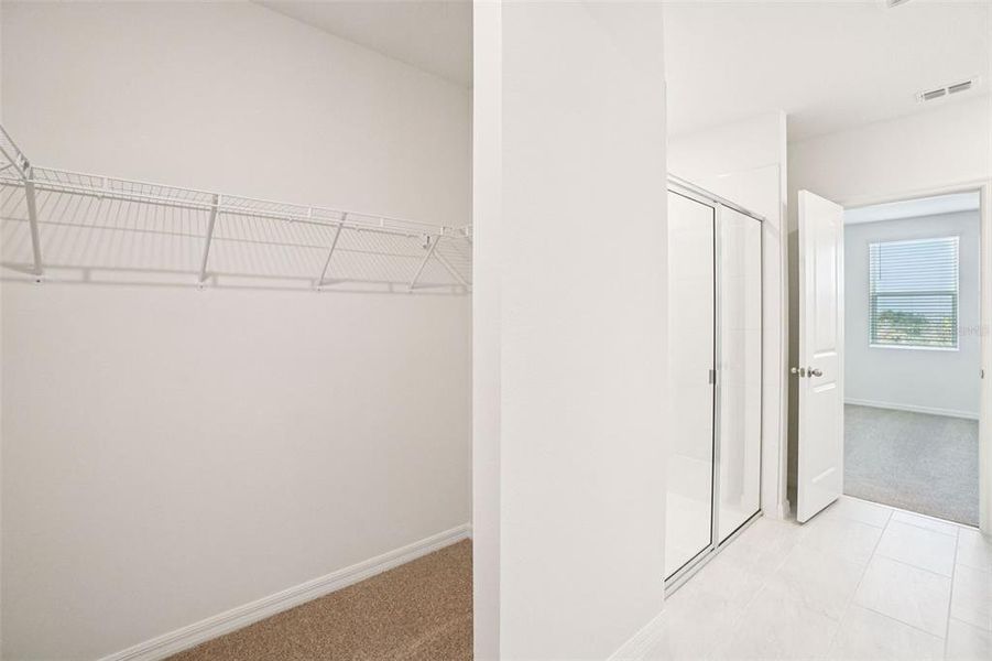 Spacious, unfurnished interior of a new home in Hamilton Bluff - Signature Series, Lake Hamilton (Image 36).