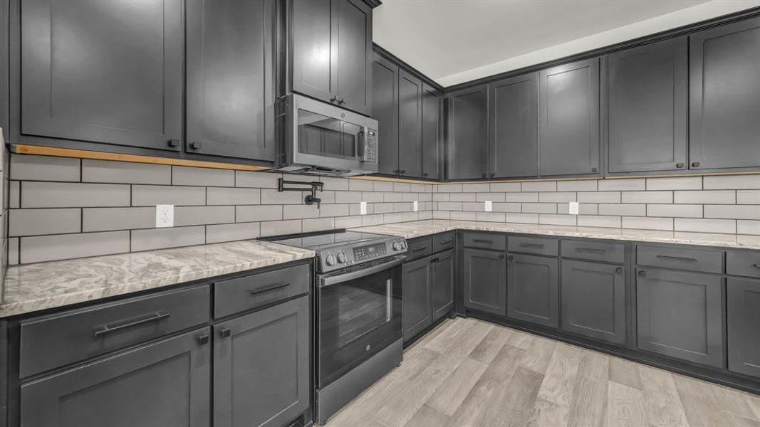 Furnished interior view inside a new home in , Poolville (Image 11).