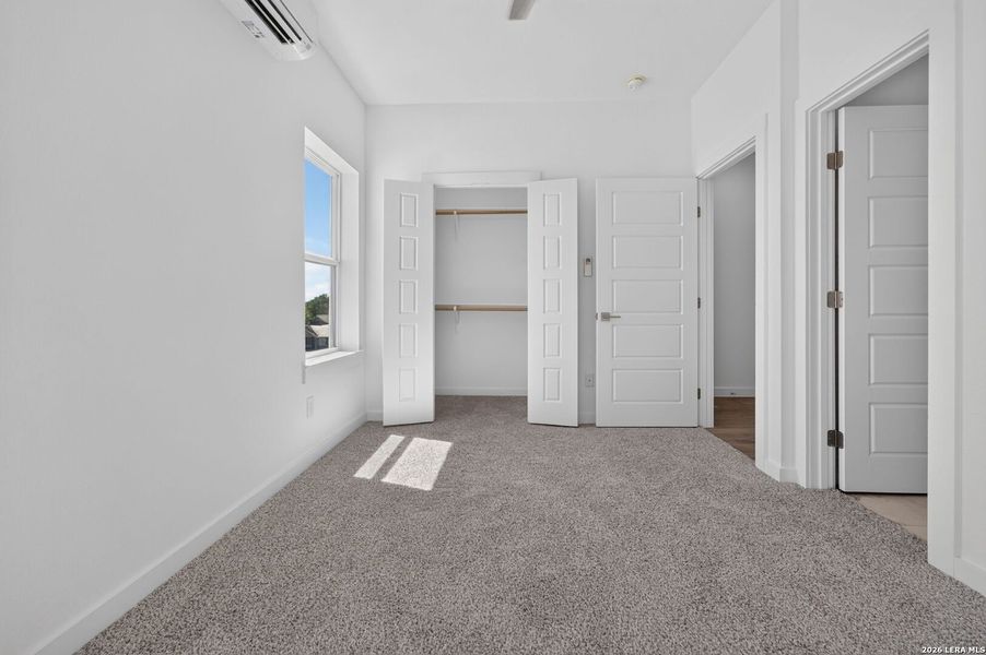 Spacious, unfurnished interior of a new home in , San Antonio (Image 24).