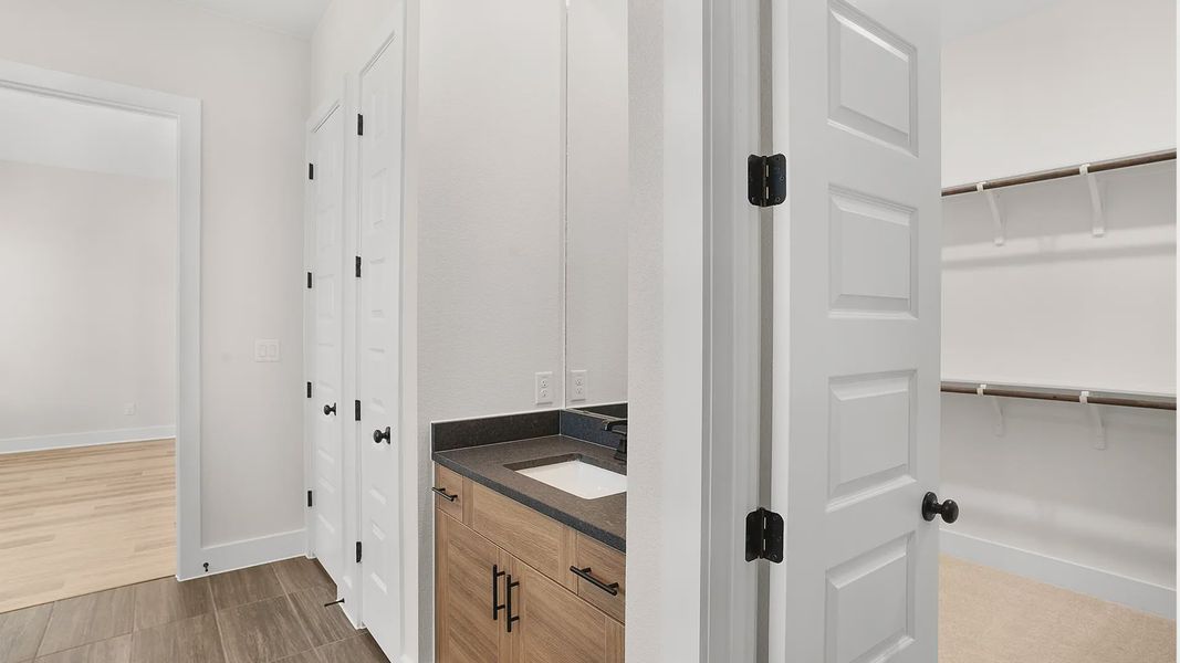 Furnished interior view inside a new home in Broken Oak, Georgetown (Image 10).