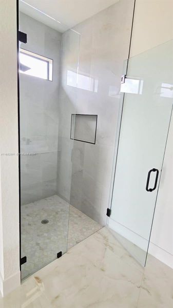 Image 15 of a home in .