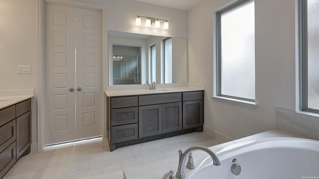 Furnished interior view inside a new home in Arcadia Ridge, San Antonio (Image 10).