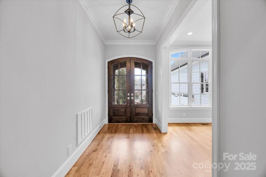 Spacious, unfurnished interior of a new home in , Simpsonville (Image 17).