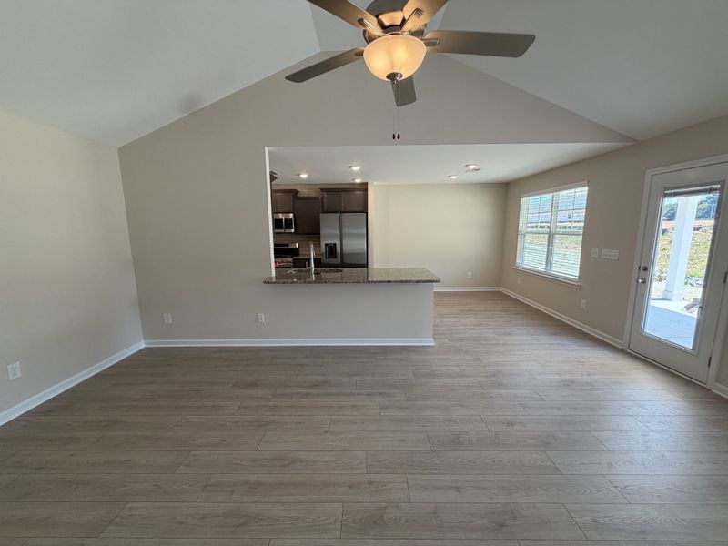 Spacious, unfurnished interior of a new home in Stillwater, Tullahoma (Image 12).