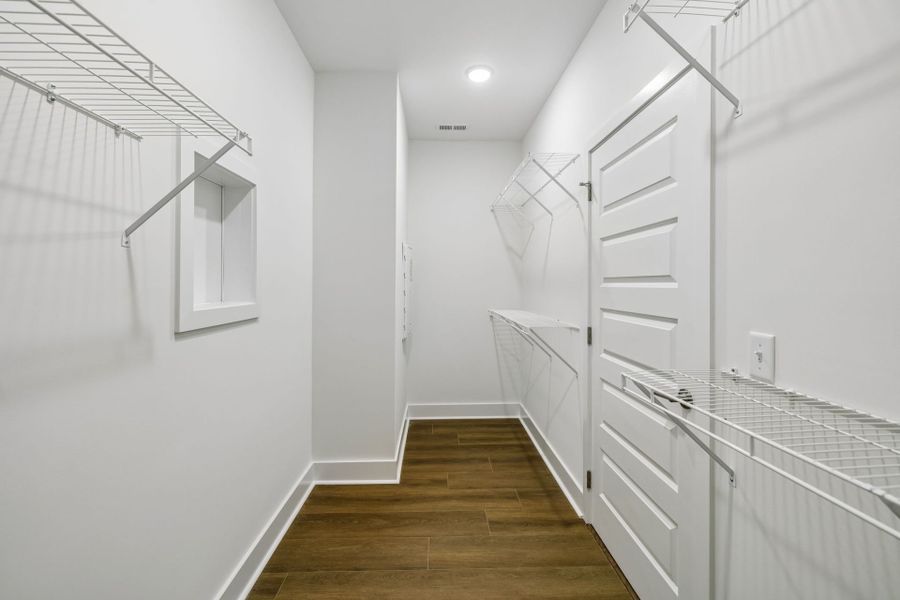 Spacious, unfurnished interior of a new home in Del Webb Barton Village, Lebanon (Image 51).