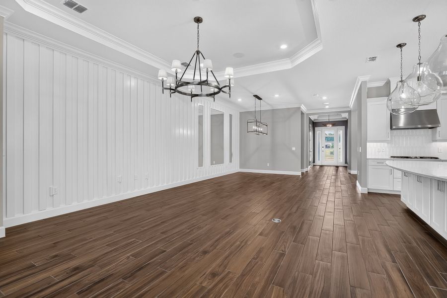 Spacious, unfurnished interior of a new home in Center Lake Ranch Community Group Page, St. Cloud (Image 20).