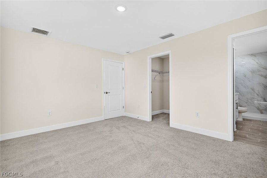 Spacious, unfurnished interior of a new home in Cape Coral, Cape Coral (Image 15). Spacious, unfurnished interior of a new home in Cape Coral, Cape Coral (Image 15).