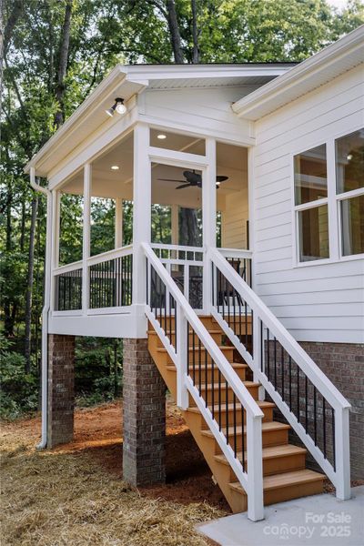 Exterior details and patio area of a home in , Monroe (Image 3).