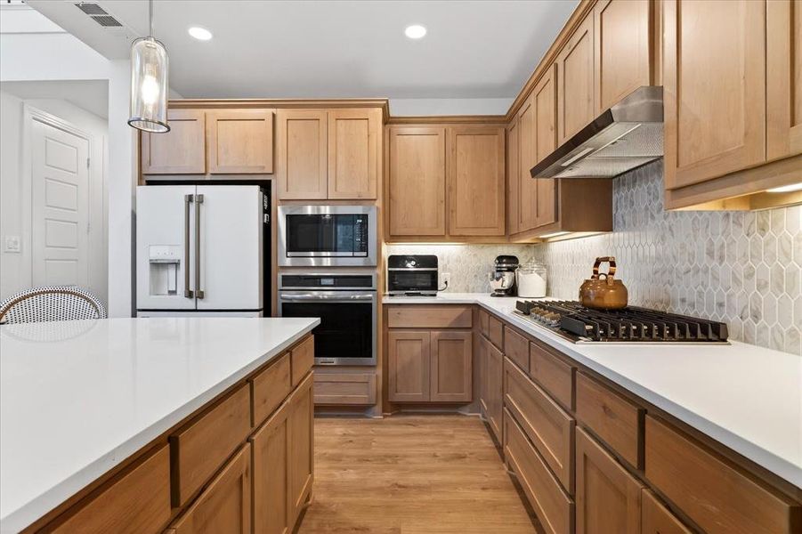 Furnished interior view inside a new home in Pecan Square, Northlake (Image 21).