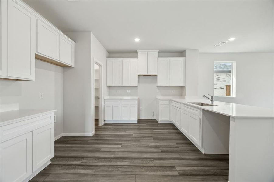 Furnished interior view inside a new home in Santorini, Seagoville (Image 10).