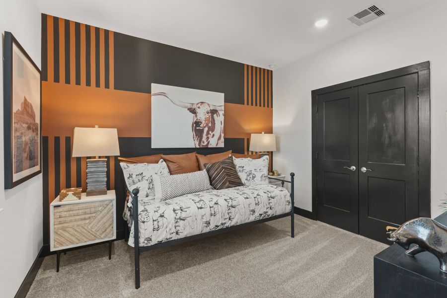 Representative furnished interior of a home built from the Rosewood by Chesmar Homes in Balmoral, Humble (Image 10).
