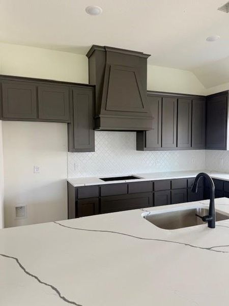 Furnished interior view inside a new home in , Grapevine (Image 7).