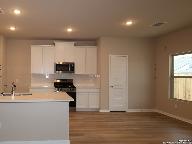 Furnished interior view inside a new home in Winding Brook, San Antonio (Image 5).