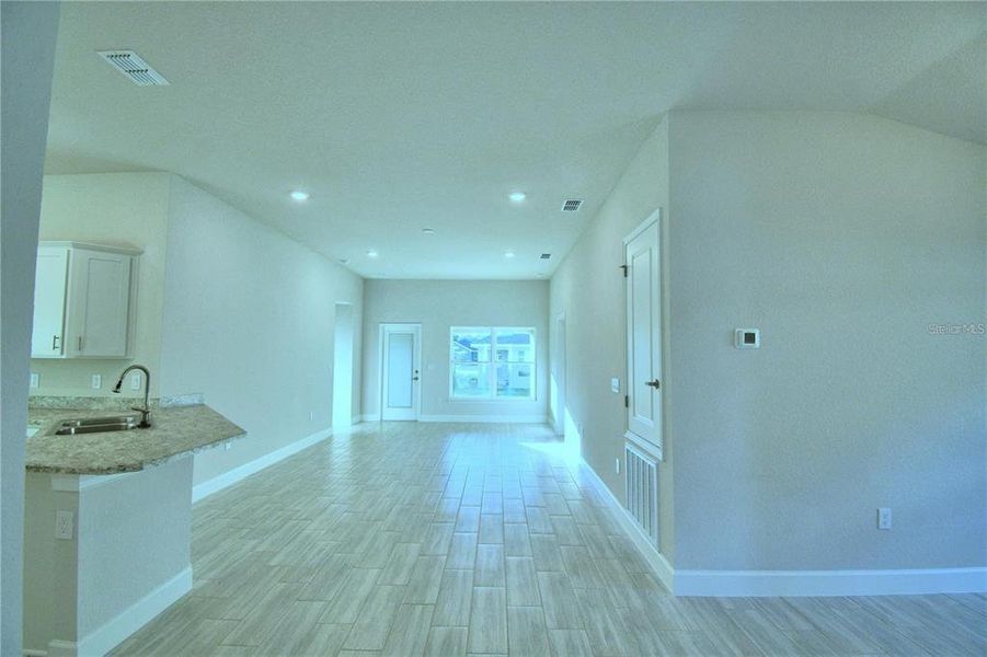 Spacious, unfurnished interior of a new home in Knights Landing, Lakeland (Image 18). Spacious, unfurnished interior of a new home in Knights Landing, Lakeland (Image 18).