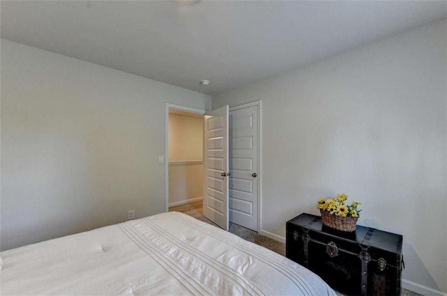 Furnished interior view inside a new home in Twin Lakes, Hoschton (Image 54).