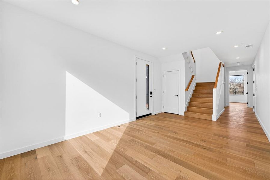 Spacious, unfurnished interior of a new home in , Carrollton (Image 34).