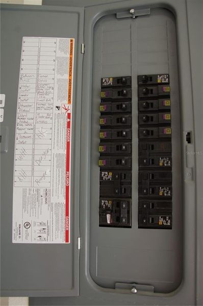 Image 28 of a home in Deer Path. Image 28 of a home in Deer Path.