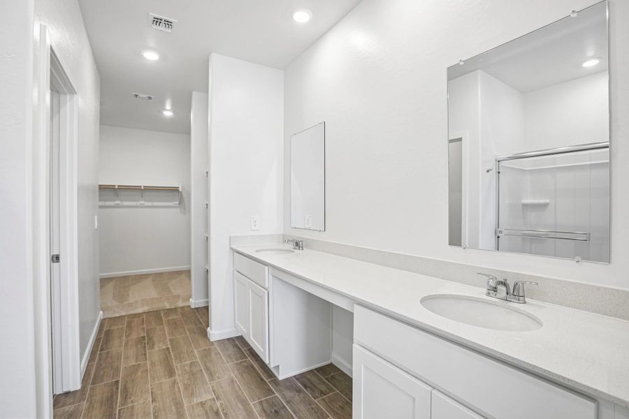 Representative images and renderings are for illustrative purposes. Actual structural options and design finishes of home may vary.