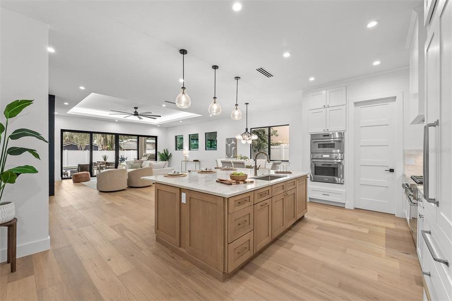Furnished interior view inside a new home in , Orlando (Image 31).