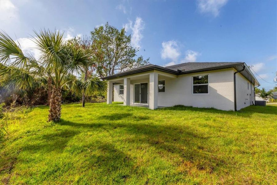 Exterior details and patio area of a home in , Rotonda West (Image 24).