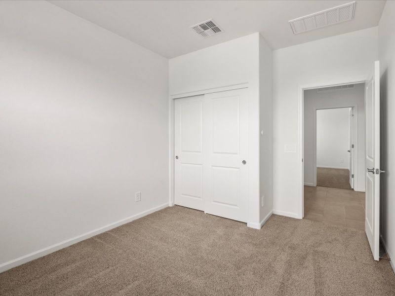 Spacious, unfurnished interior of a new home in Alamar at Rocking K, Tucson (Image 12).