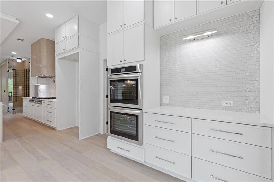 Furnished interior view inside a new home in , Lilburn (Image 51).