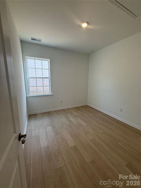 Spacious, unfurnished interior of a new home in Roselyn, Lancaster (Image 8).