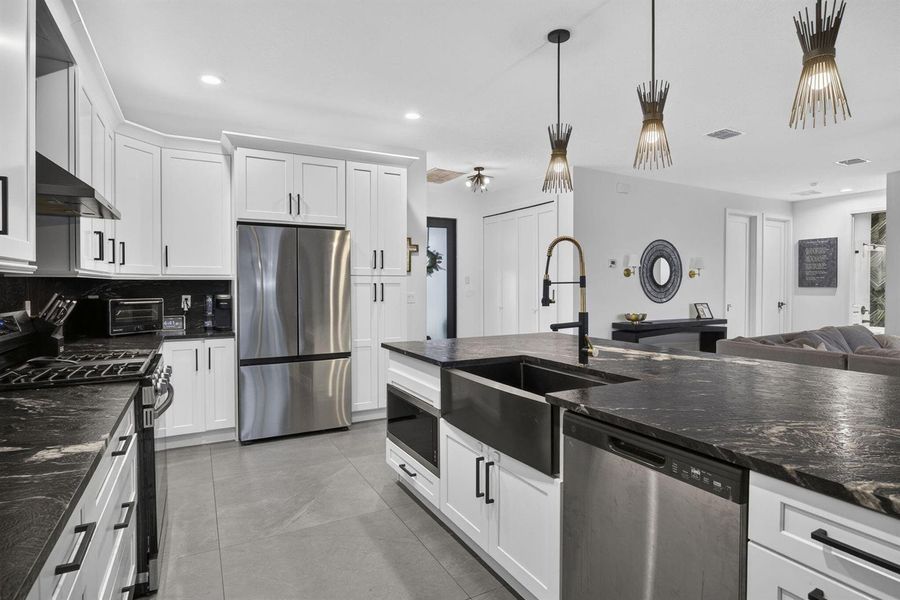 17515 kitchen3-mls- 17515 kitchen3-mls-