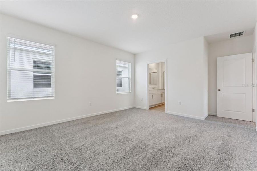 Spacious, unfurnished interior of a new home in Crossroads at Kelly Park, Apopka (Image 20). Spacious, unfurnished interior of a new home in Crossroads at Kelly Park, Apopka (Image 20).