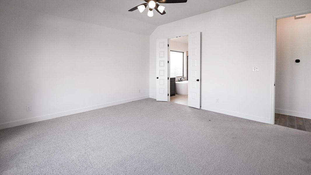 Spacious, unfurnished interior of a new home in Juniper Springs, Lockhart (Image 16). Spacious, unfurnished interior of a new home in Juniper Springs, Lockhart (Image 16).