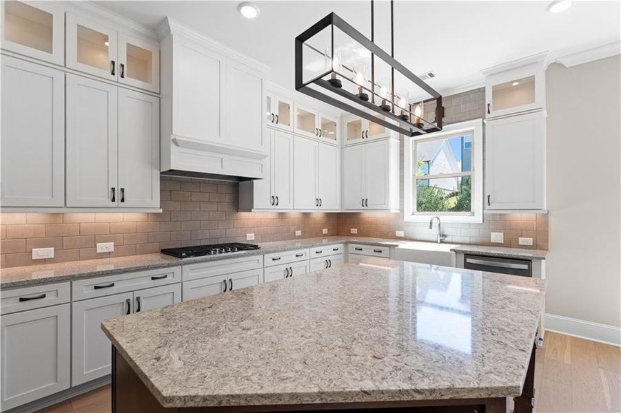 Furnished interior view inside a new home in Bellwyn, Johns Creek (Image 15).