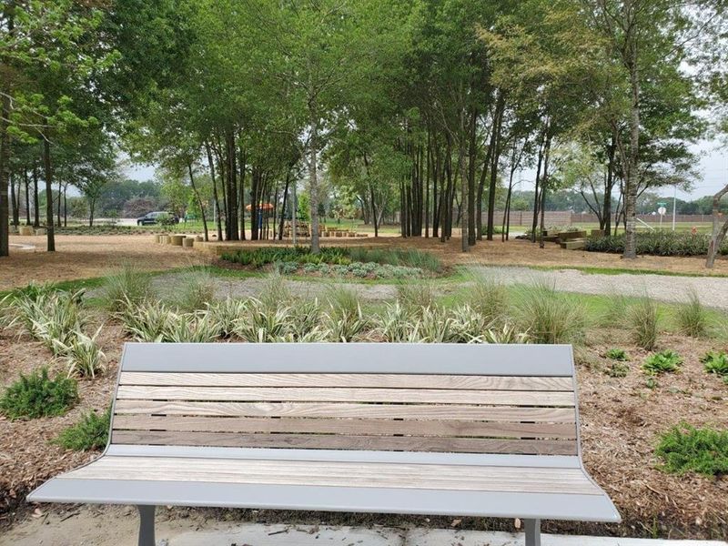 Image 14 of a home in Parkway Trails Villas.